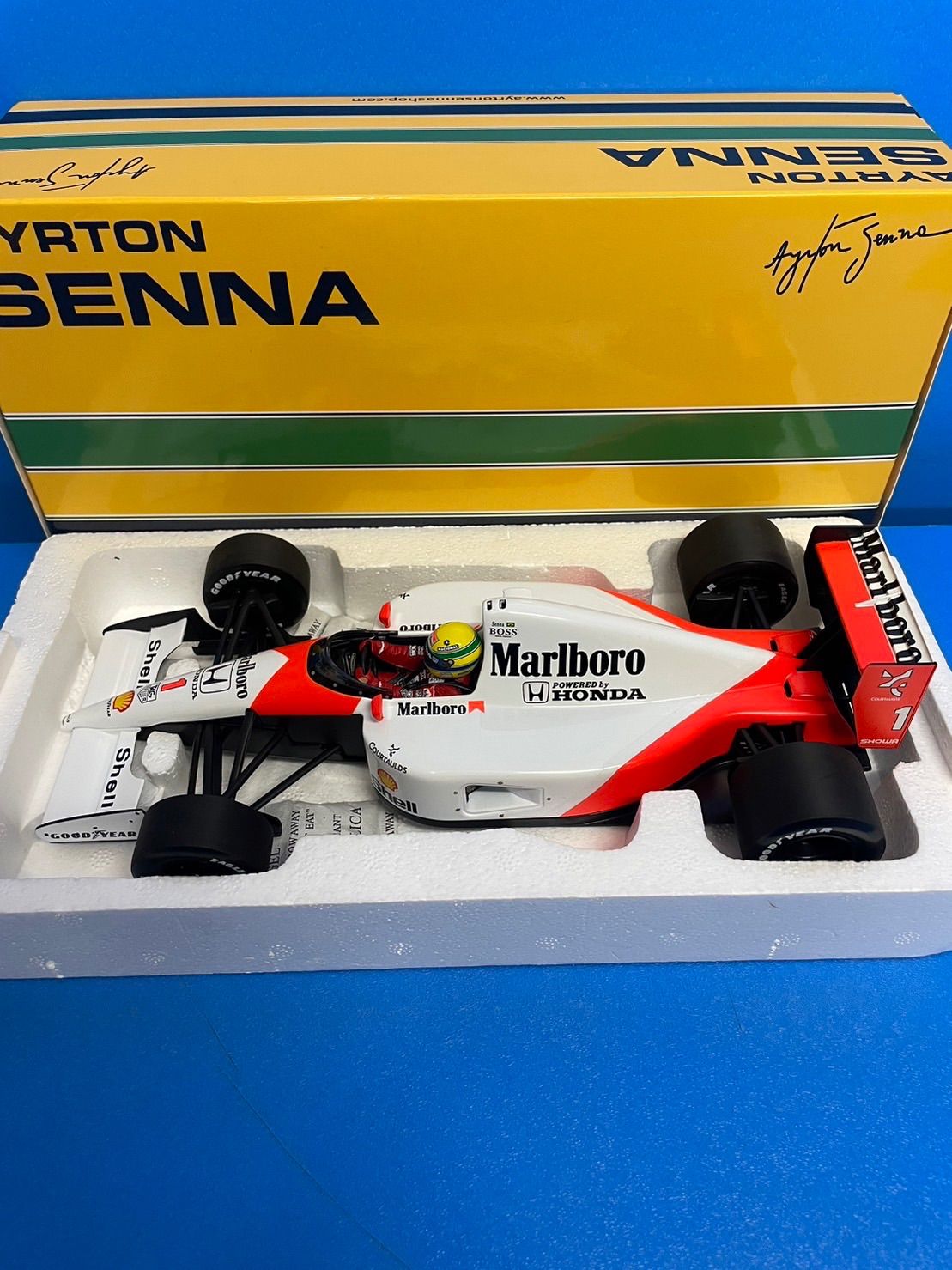 ミニチャンプス 1/18 マクラーレン MP4/4 A.セナ Marlboro