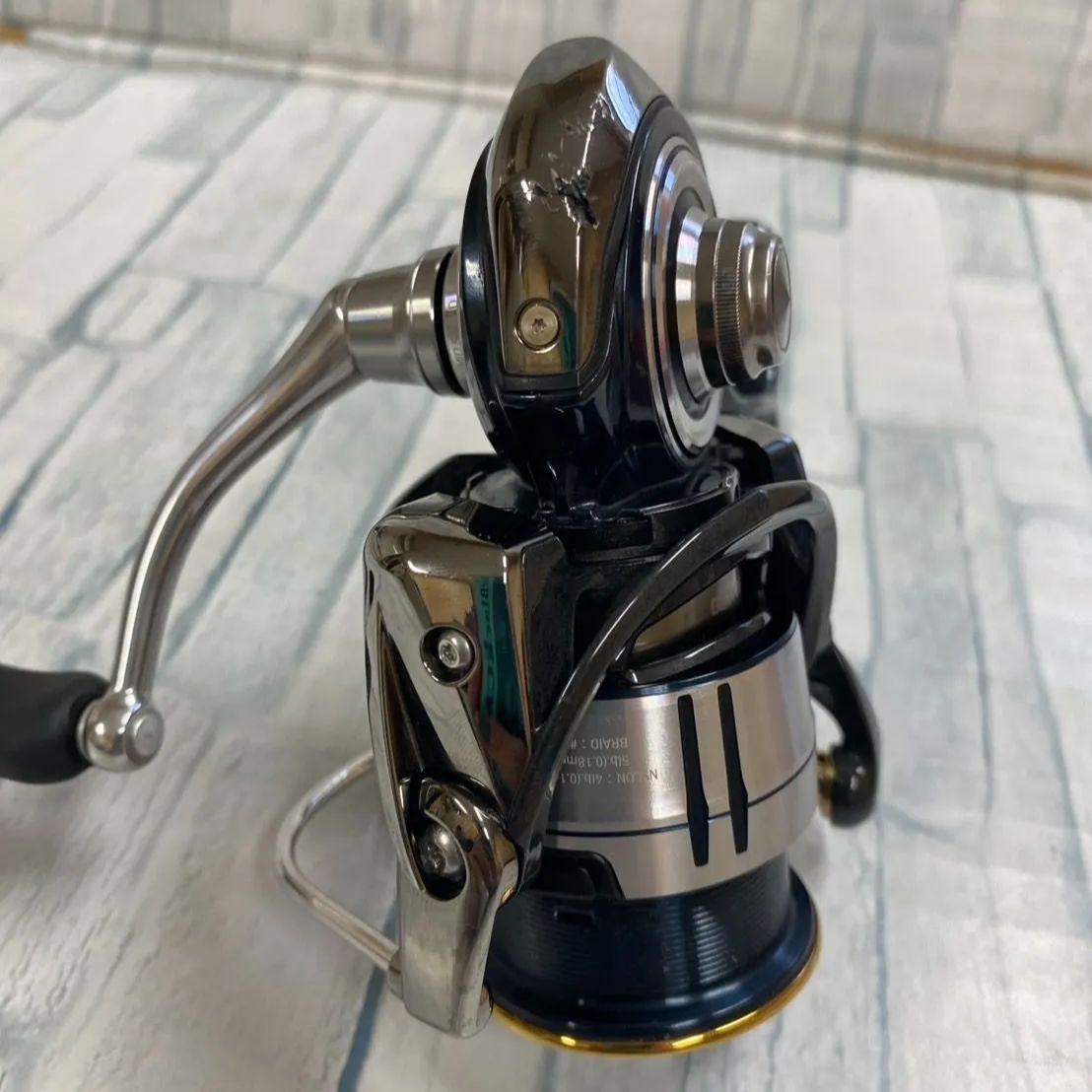 出品6/22まで【美品】19セルテートLT2500S カスタム品 Yahoo!オークション - DAIWA ダイワ 19セルテート LT2500S 美品