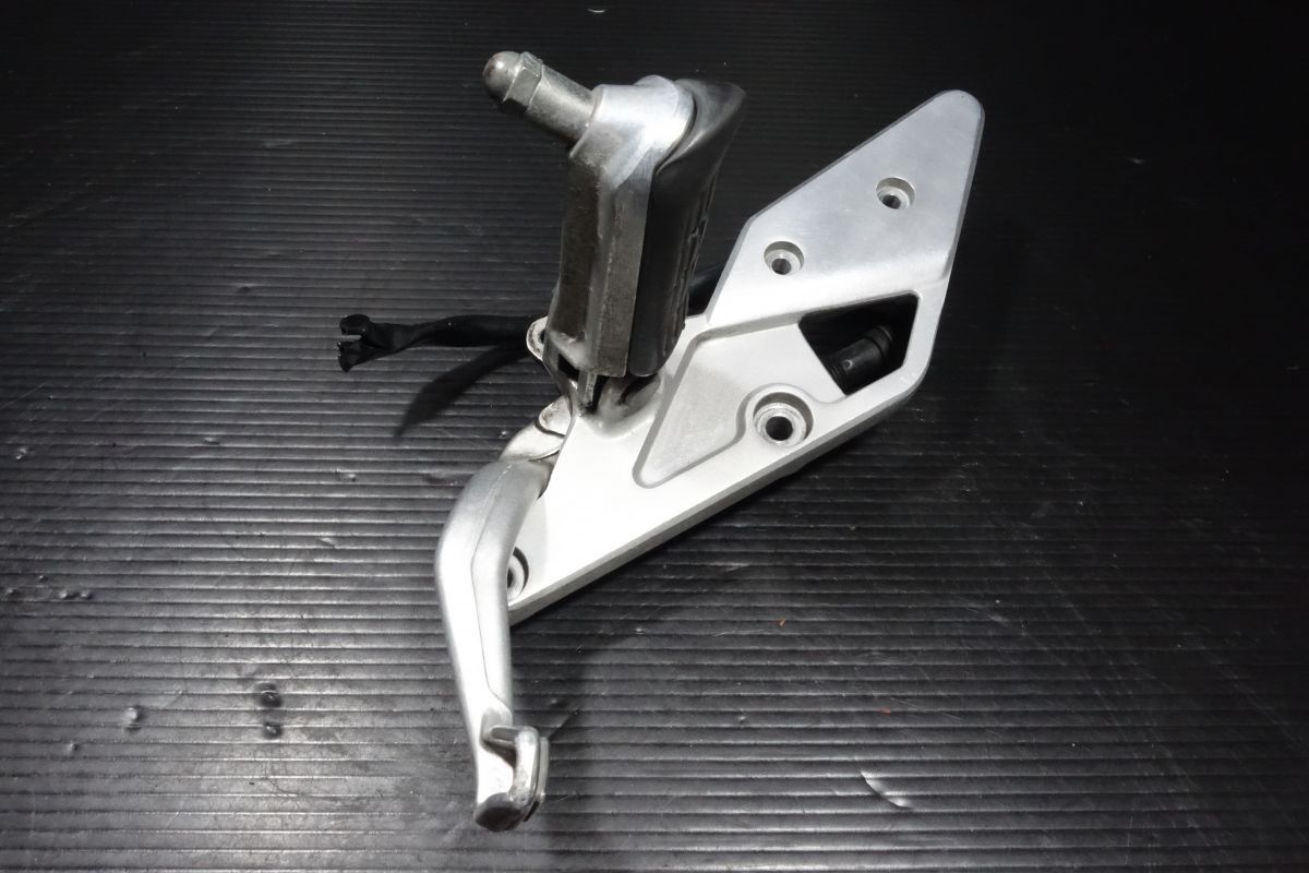 メインステップ