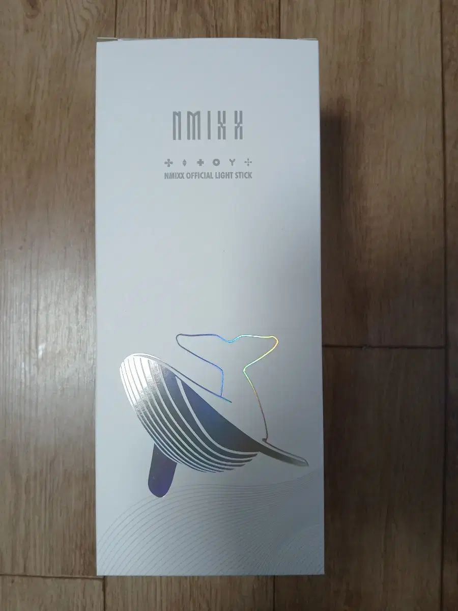 即発送⭕️ NMIXX 公式 ペンライト エンミックス エンミ アンコン 未使用 NMIXX ペンライト 公式 エンミ エンミックス アンコン 新品未開封