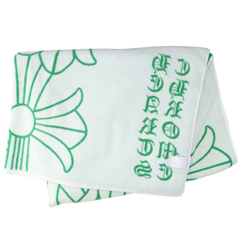 クロムハーツ CHプラス総柄ビーチタオル