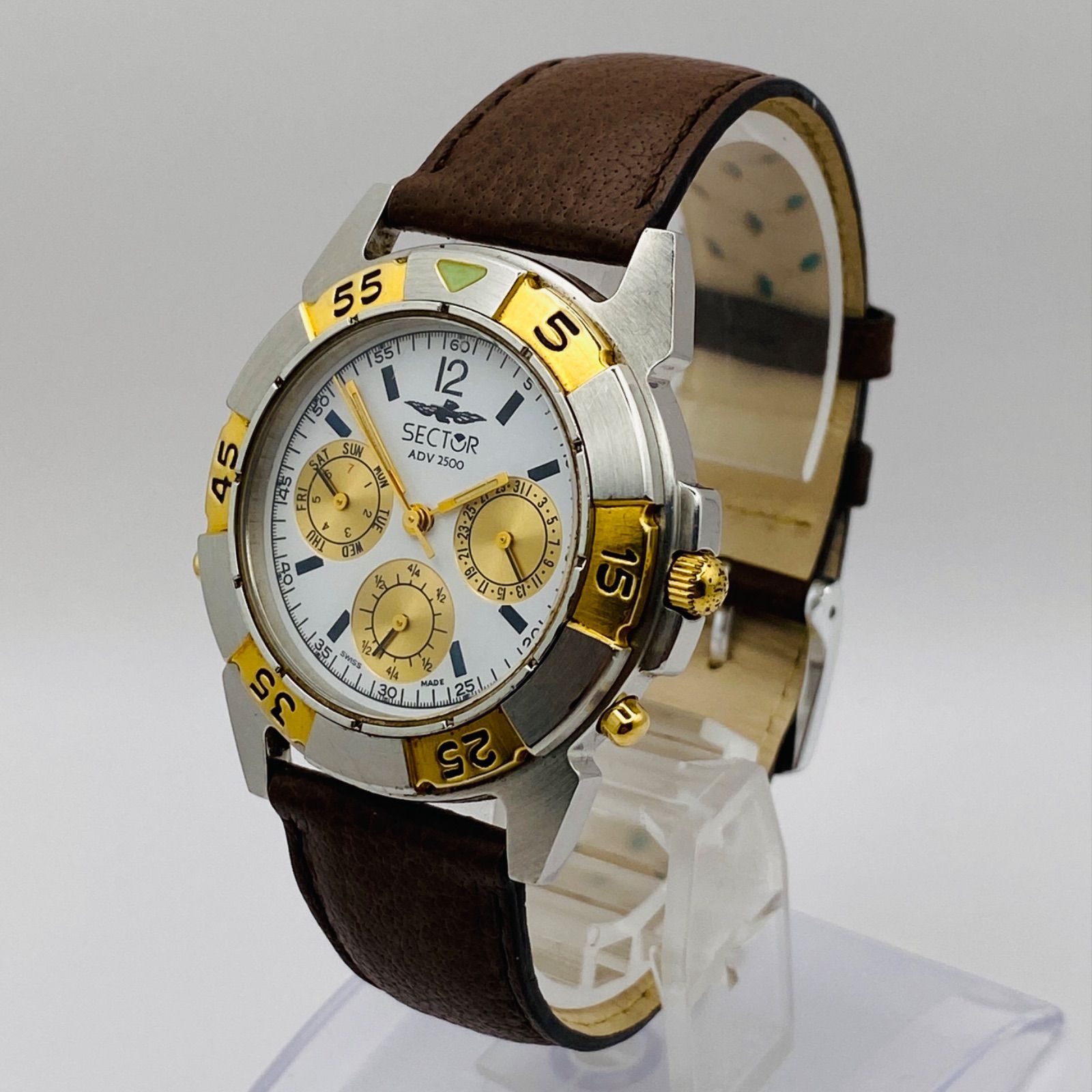 T069）良品 稼動品 SECTOR セクター ADV2500 トリプルカレンダー