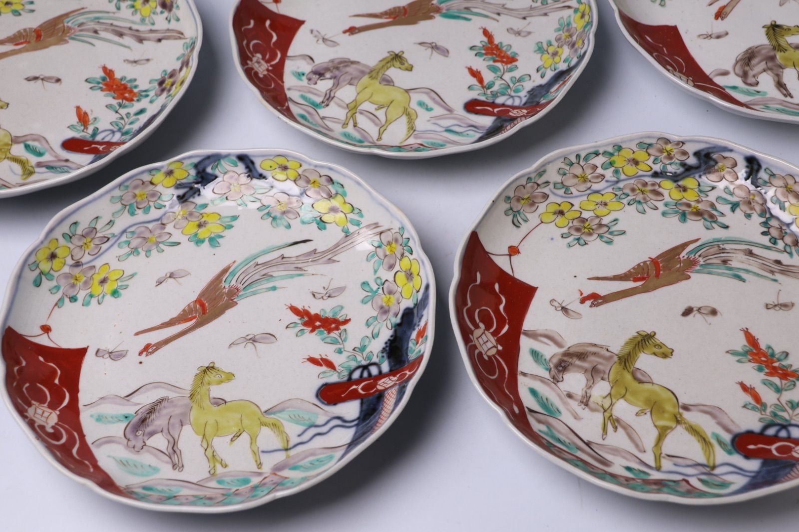 853 色絵 花 鳳凰 馬 古伊万里 伊万里焼 骨董 アンティーク 中皿 7寸皿