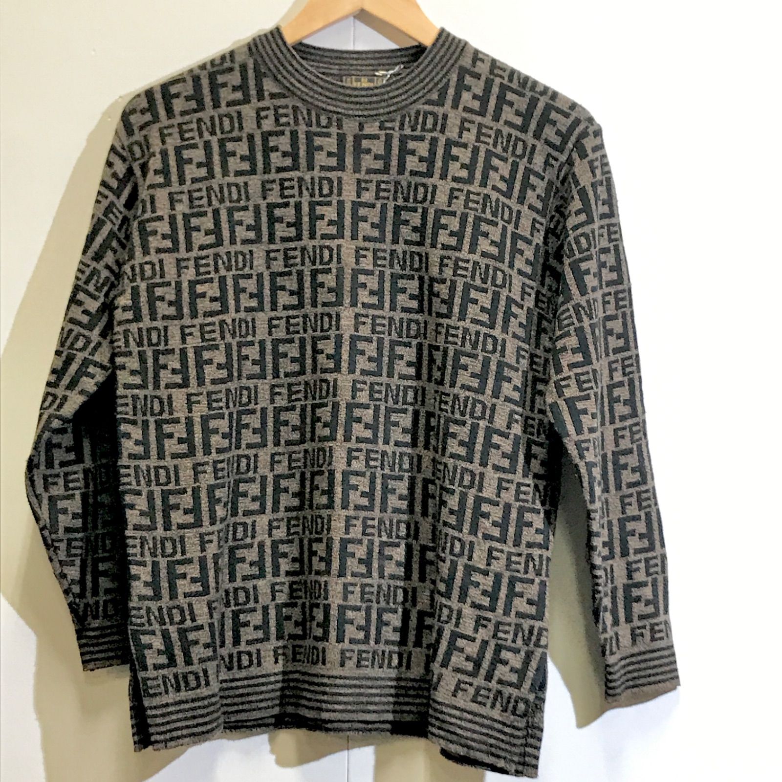 中古 FENDI JEANS ニット ￼カーディガン ズッカ柄 メンズ 実寸L