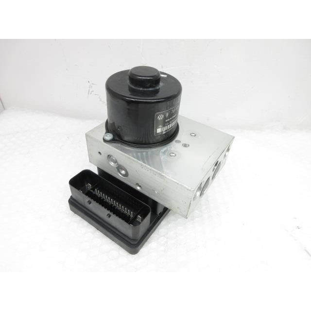 16年 ポルシェ カイエン ターボ 4.5L GH-9PA50A ABSアクチュエーター 7L0614111E 179152 4428