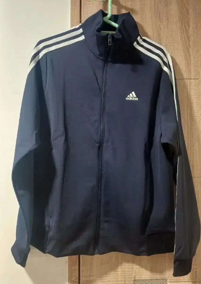 adidas アディダス ネイビー ジャージ