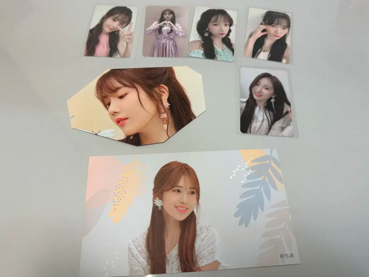 IZ*ONE アルバム(付属品付き)トレカ まとめ売り IZ*ONE(アイズワン) アルバム 付属品 まとめ売り 出品 - メルカリ