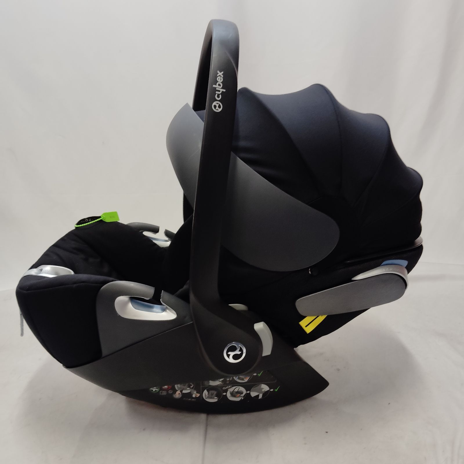 cybex サイベックス ベビーシート クラウドZ i-Size 説明書付き