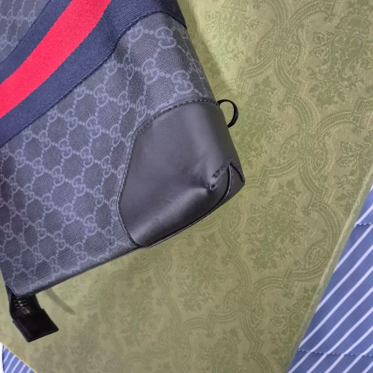 GUCCI グッチ