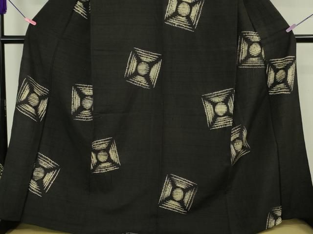 平和屋本店□極上 十日町 名門青柳謹製 赤城紬 単衣 絞り 草木染 黒