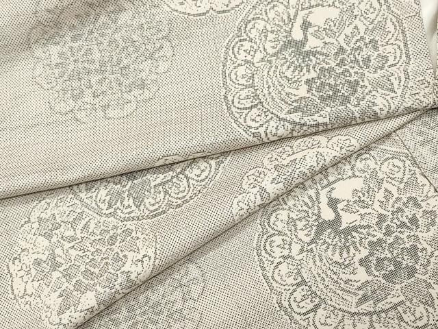 平和屋着物○本場大島紬 白大島 9マルキ 絵皿鳳凰草花文 正絹