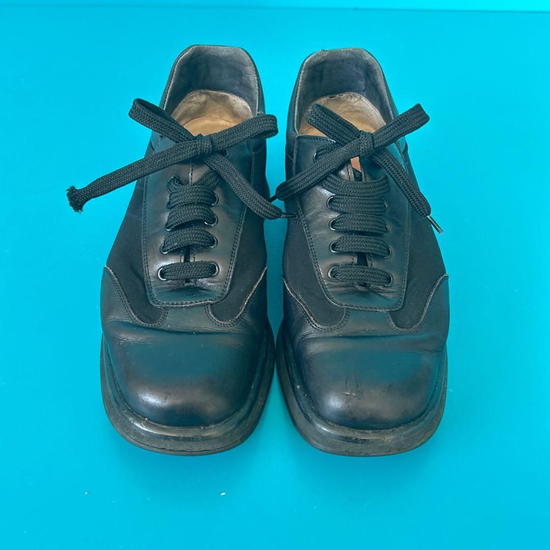 FERRAGAMO ブラック レザー スニーカー サルヴァトーレ フェラガモ レザースニーカー | アウトレット