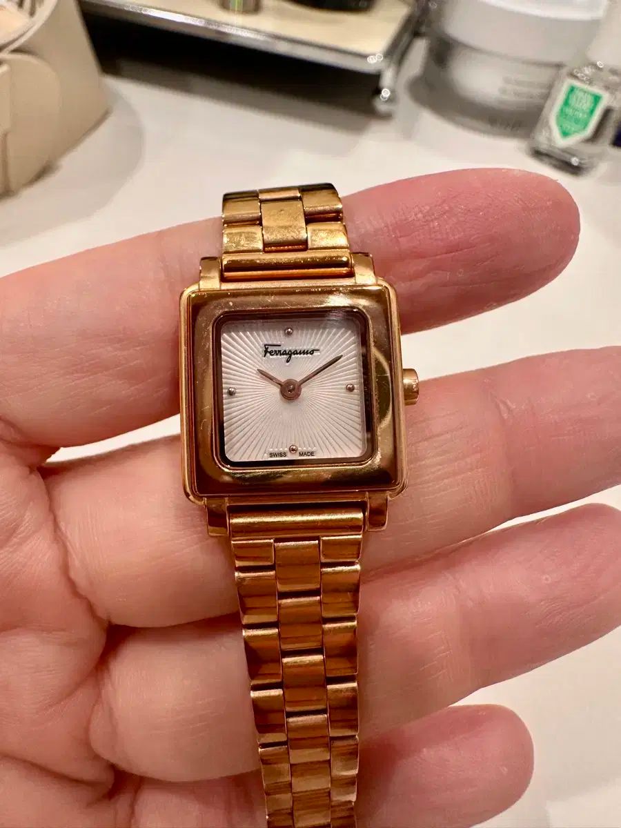 Ferragamo腕時計