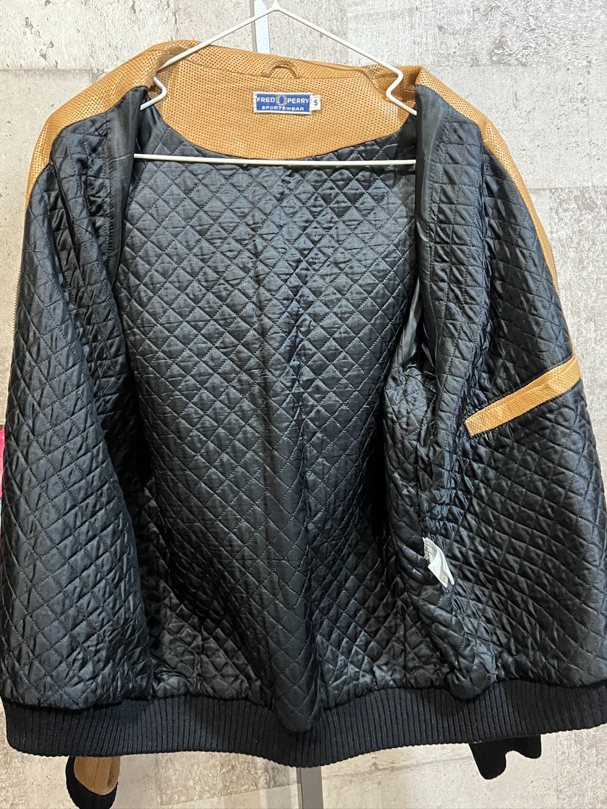 英国製 FRED PERRY 希少 パンチングレザー トラックジャケット 大きめS 