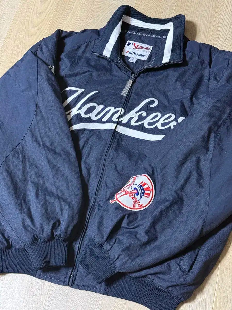 MAJESTIC SELECT ニューヨーク・ヤンキース ジャケット 4L ニューヨークヤンキースジャケット Majestic MAJESTIC SELECT