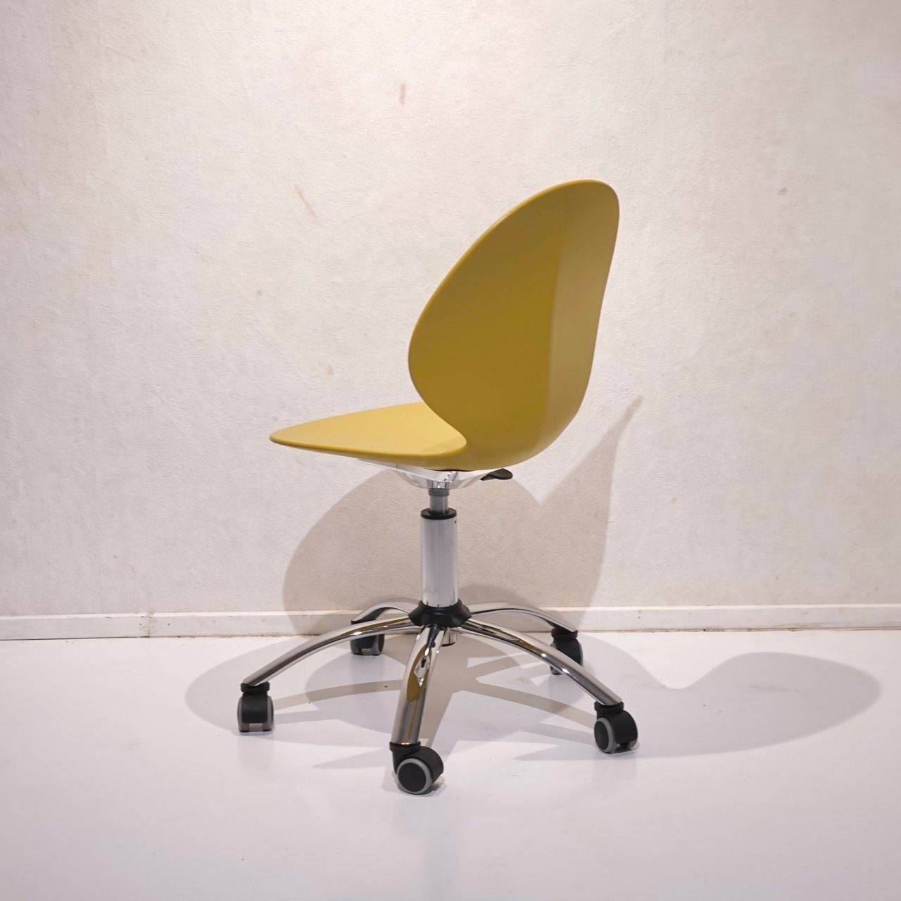 Calligaris カリガリス