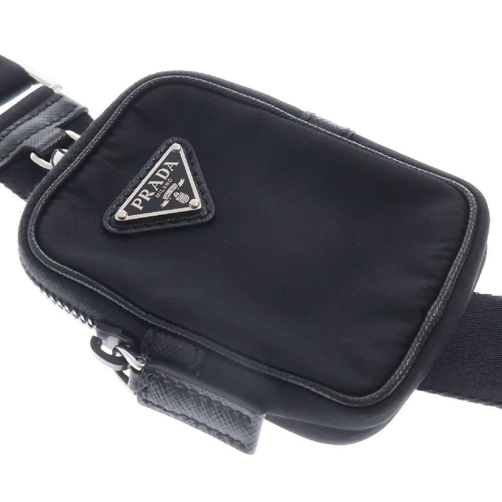 PRADA (プラダ) Re-nylon ショルダーバッグ ブラック ロゴプレート  