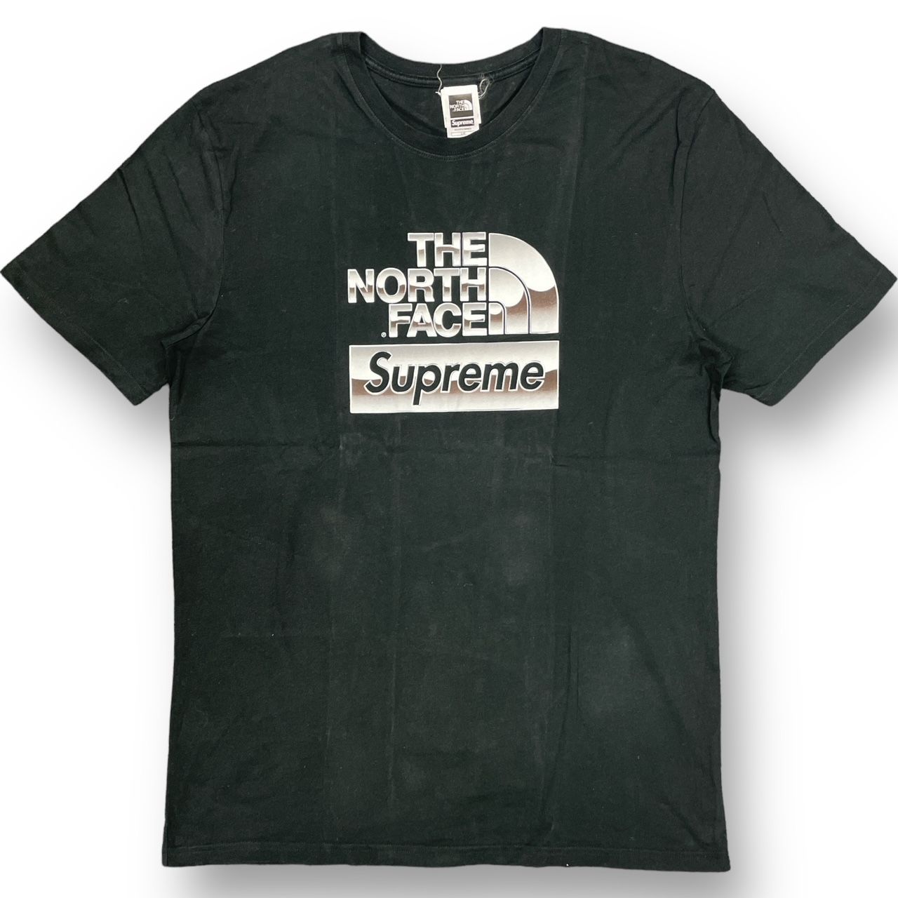 国内正規 Supreme x The North Face 18SS Metallic Logo Tee NT31808I メタリック ロゴ Tシャツ  ノースフェイス シュプリーム L