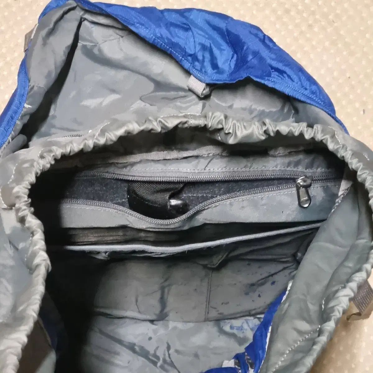 登山リュック リュックサック