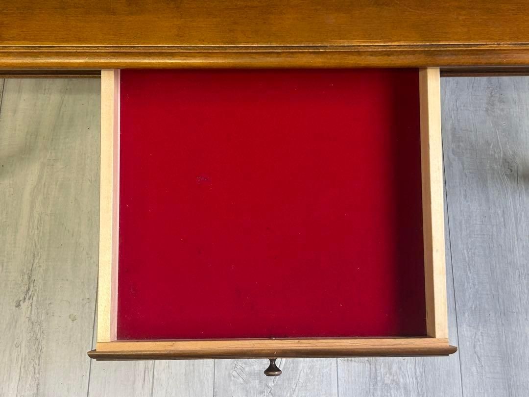 カリモク/karimoku コロニアル サイドテーブル マガジンラック付き Karimoku カリモク コロニアル サイドテーブル マガジンラック