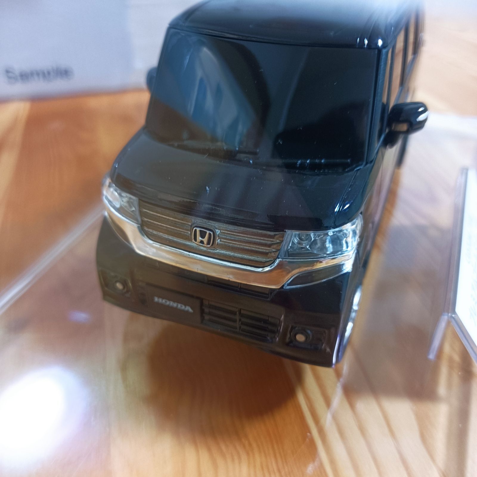 HONDA ホンダN-BOX custom ディーラーサンプル模型-