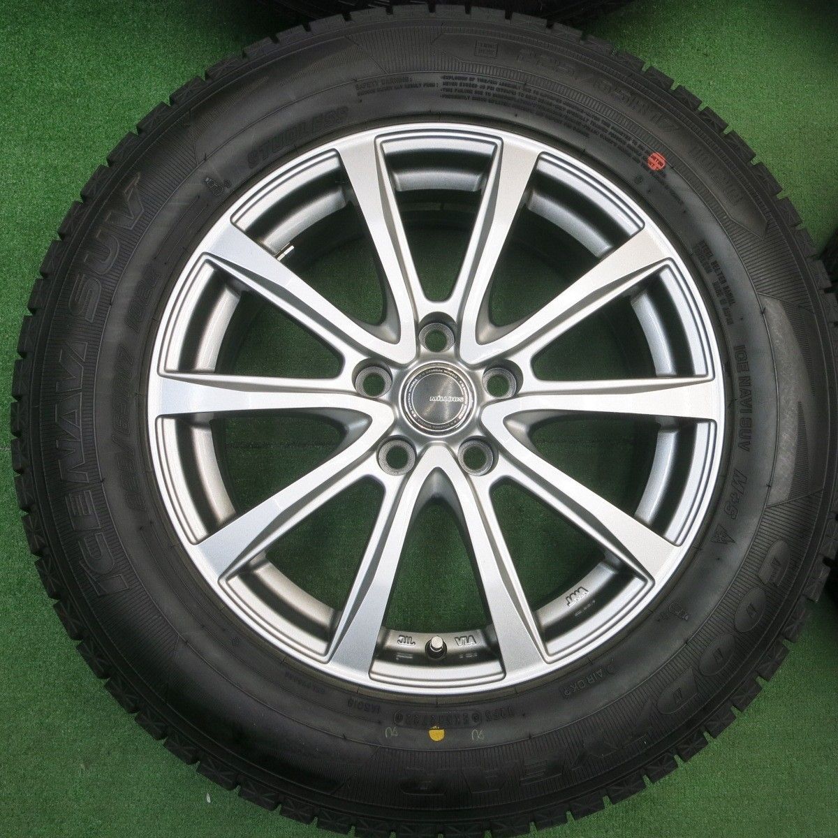 225|65R17 グッドイヤー