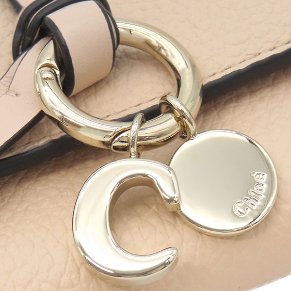 【新品未使用】Chloé アルファベットミニ　三つ折り財布セメントピンク Amazon | [クロエ] 財布(三つ折り財布) CHC21WP946 F57 セメントピンク