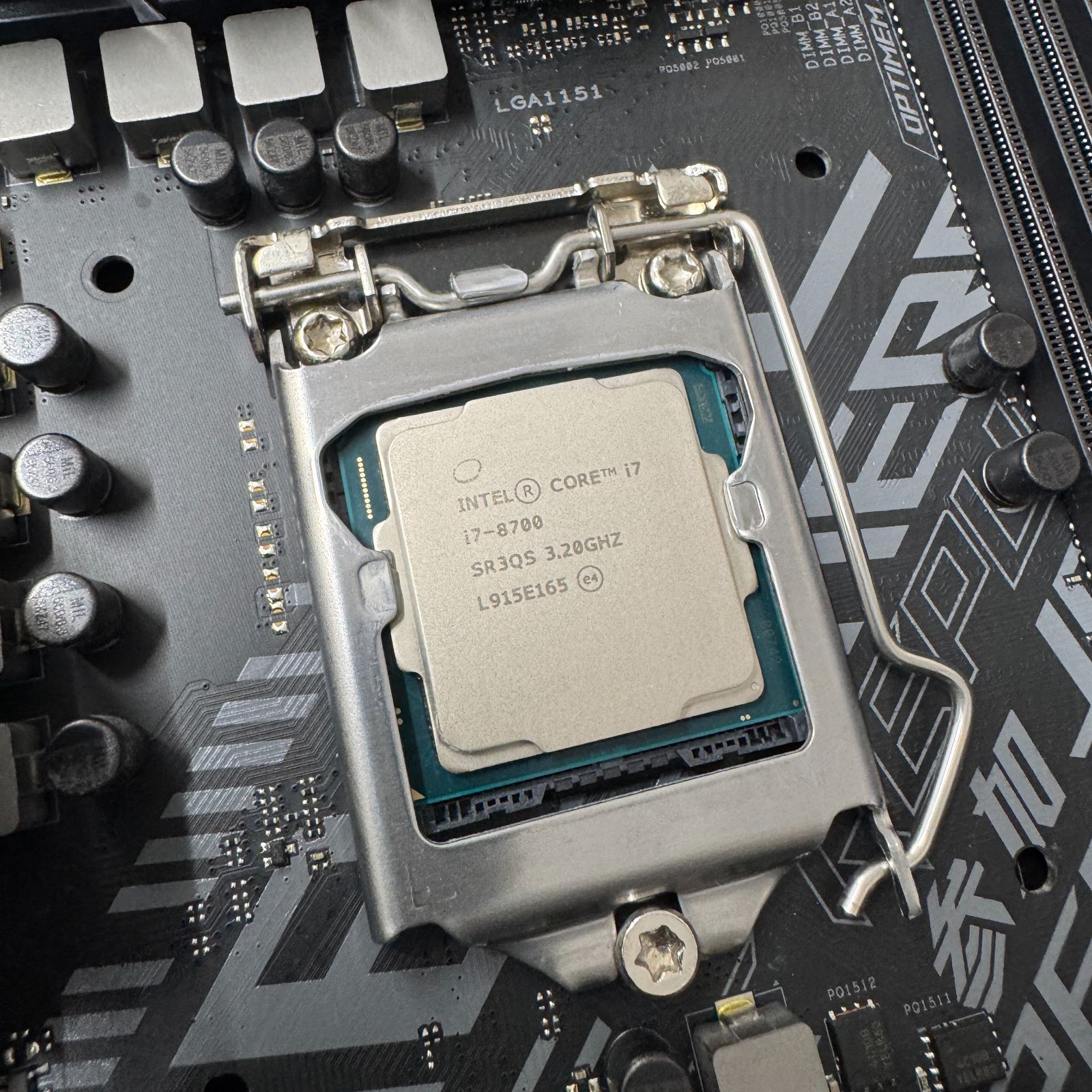ASUS ROG STRIX B365-F GAMING + Core i7 8700 - メルカリ