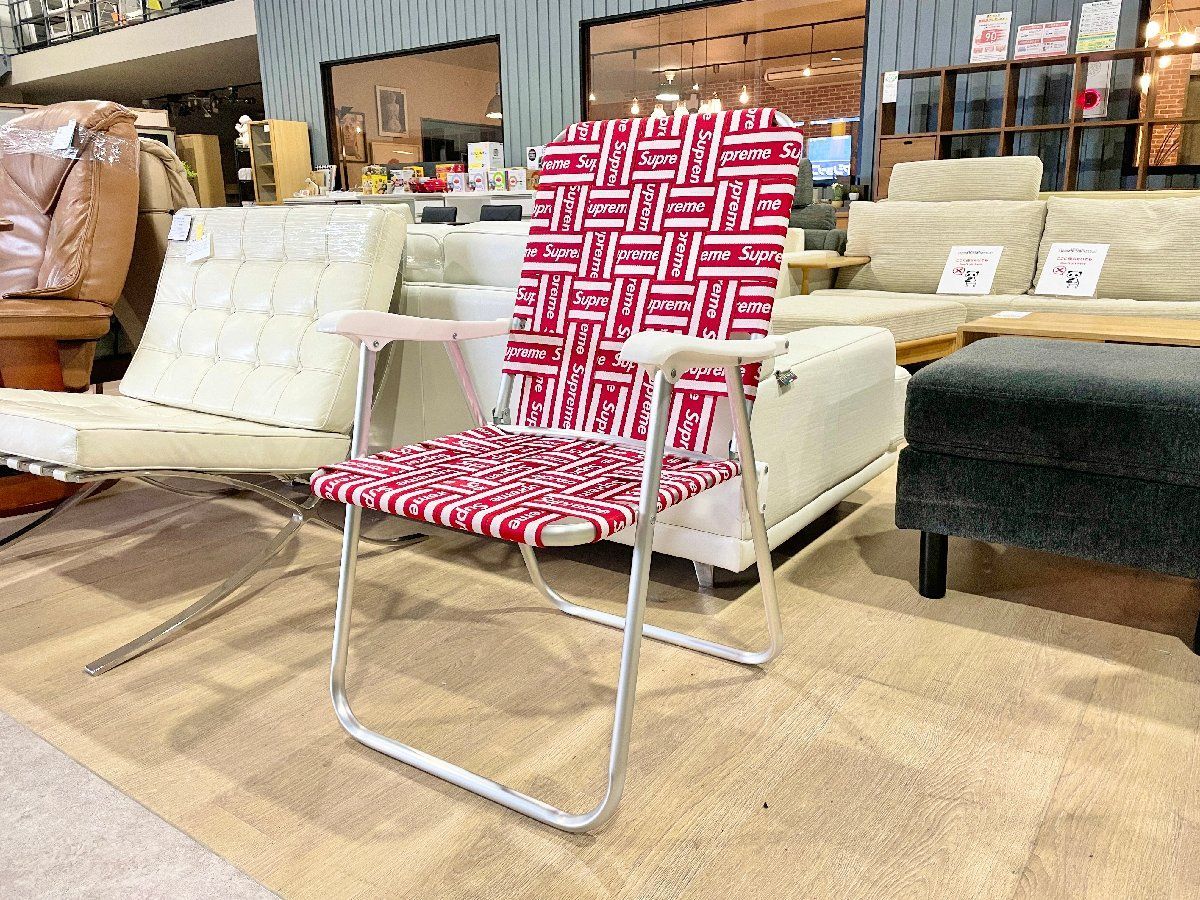 Supreme LAWN CHAIR RED シュプリーム パイプ椅子 折り畳み