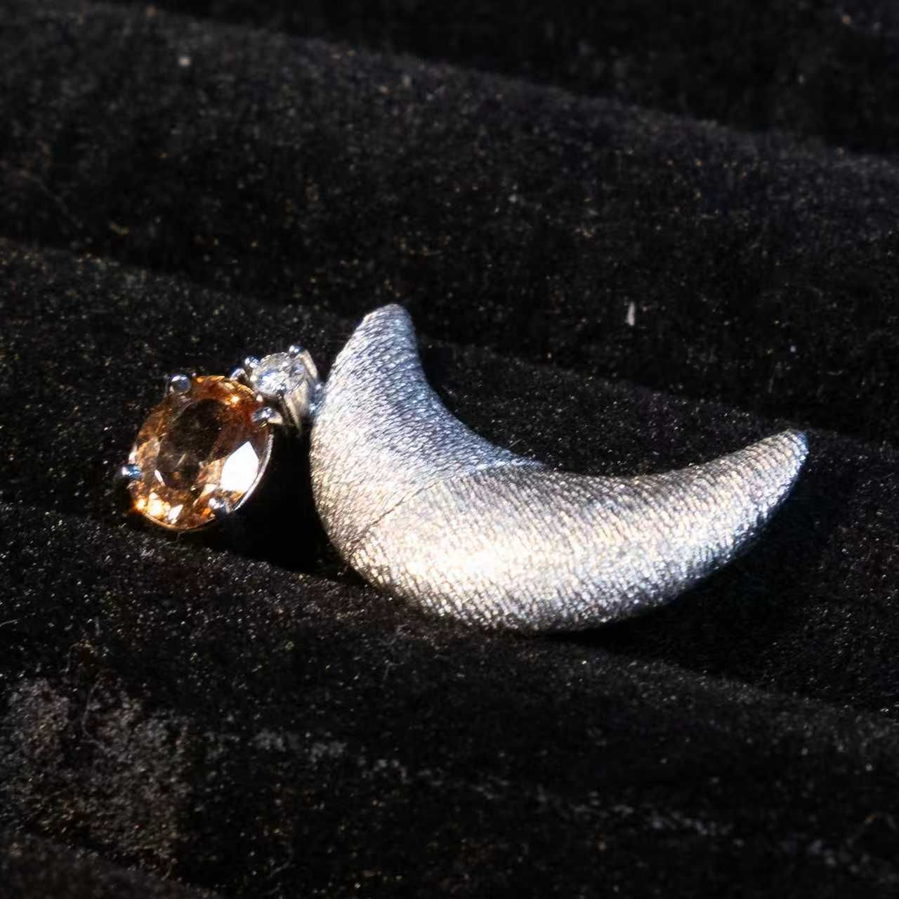 菅沼知行 preciousトパーズ0.82ct