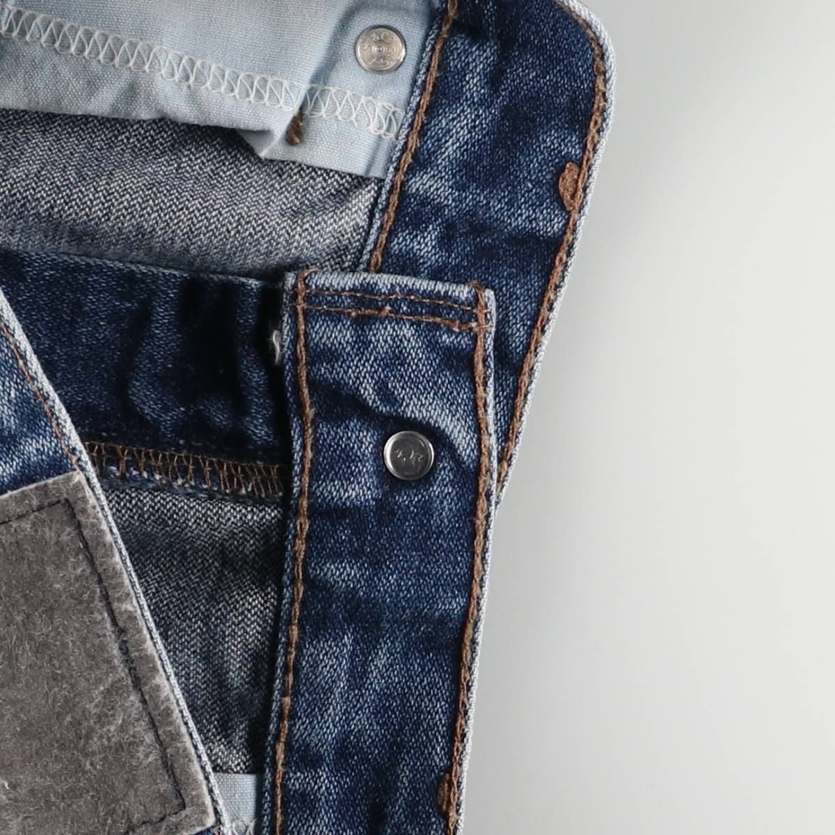 リーバイス Levi