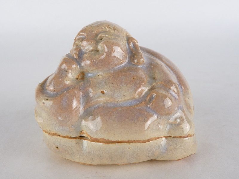 高さ 約6cm