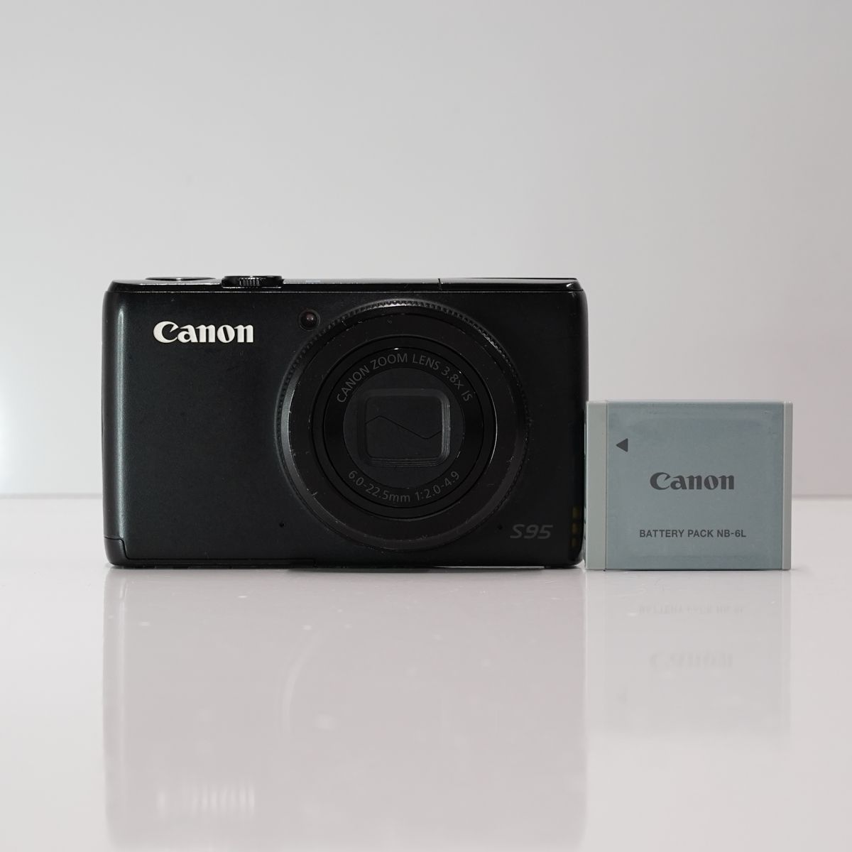 PowerShot S95 Canon USED美品 デジタルカメラ 本体+バッテリー HD動画