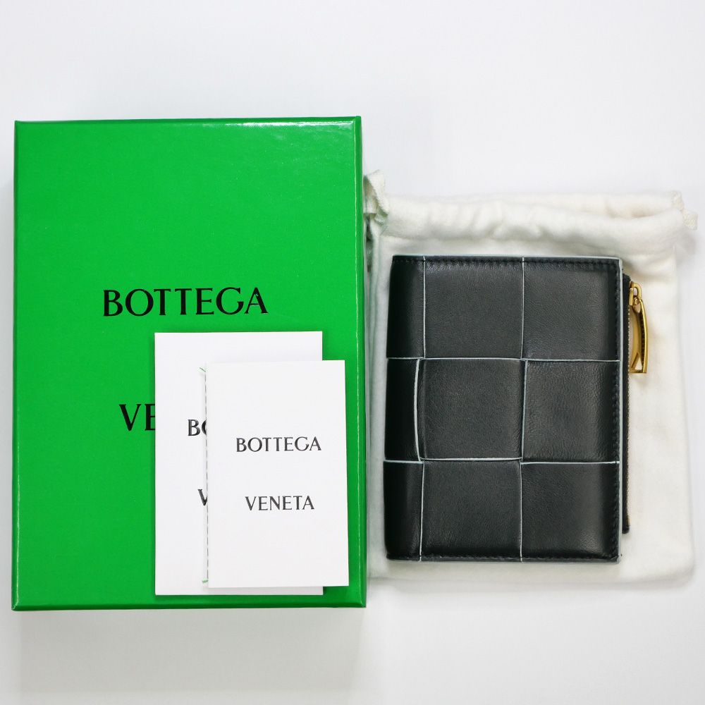 名東】ボッテガヴェネタ マキシ イントレチャート カセットスモール