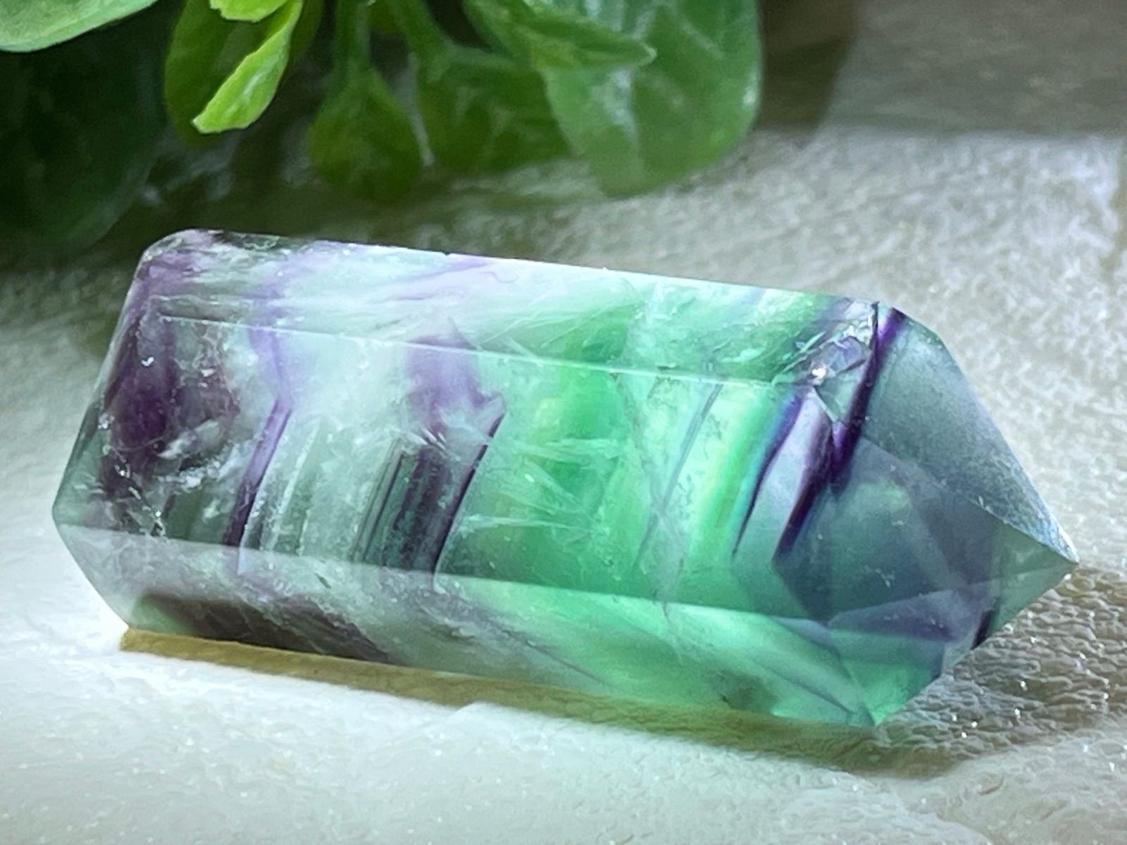 エンジェルフェザー フローライト マルチカラー 高品質 蛍石 ポイント 原石