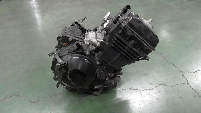 ヴェルシスX250 LE250D-A03xxx の エンジン 1761092468