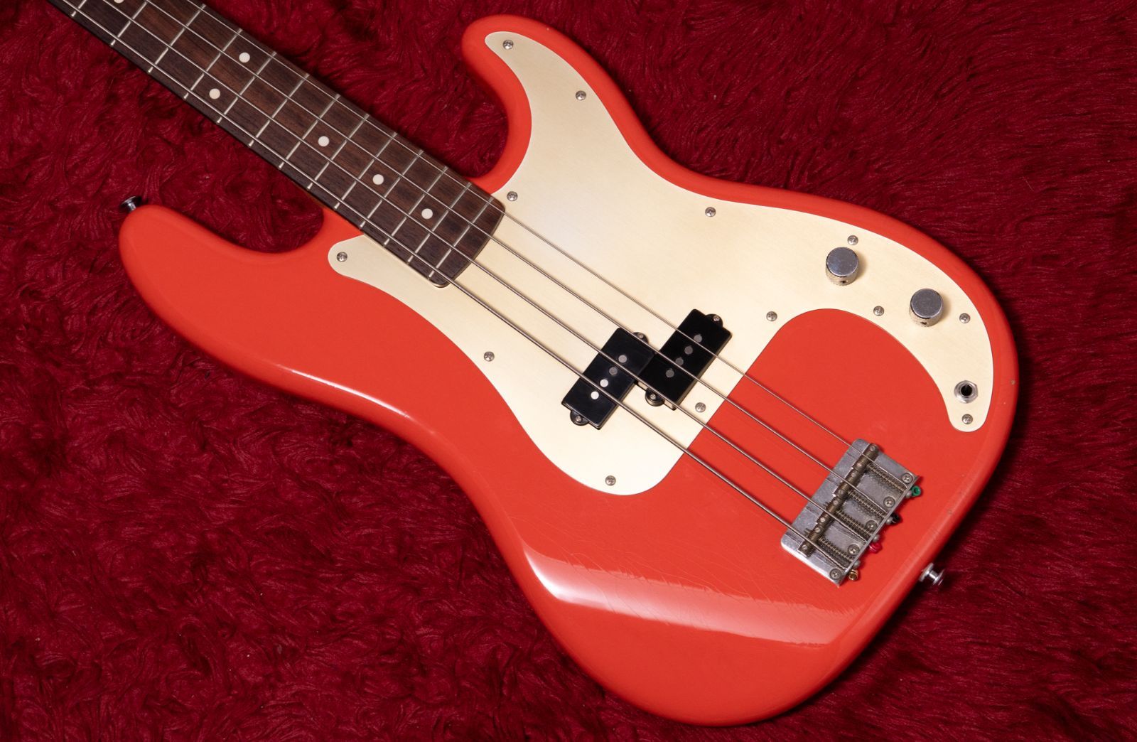 ベース Black Smoker / Beta P4 Trad Master Amazon | BLACK SMOKER Beta P4 Trad Master (Fiesta Red/Light