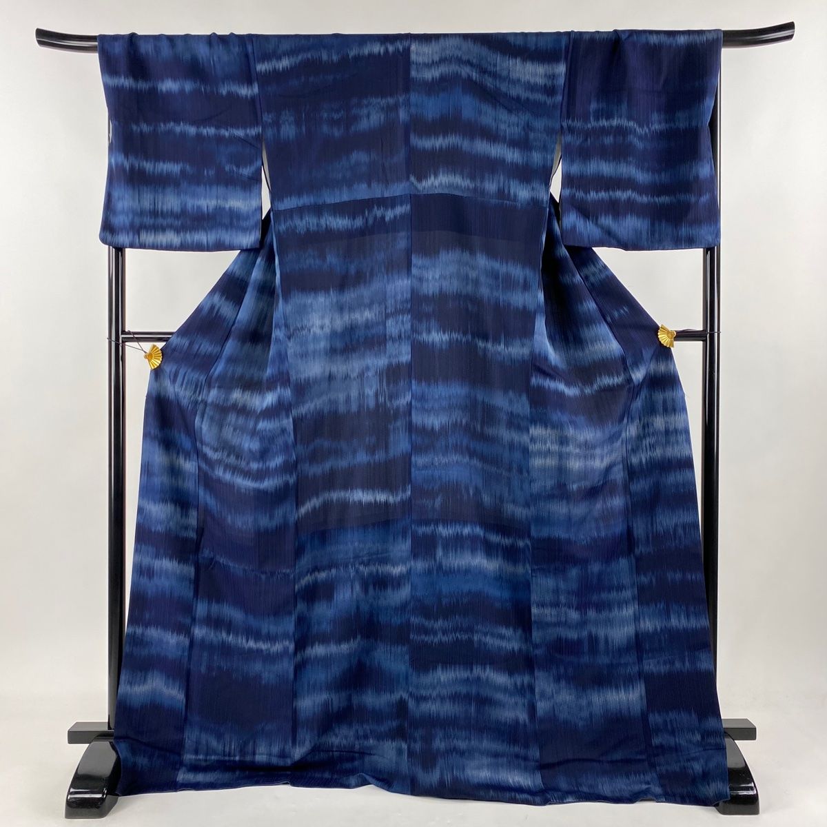 小紋 身丈172.5cm 裄丈68cm L 袷 縞 幾何学模様 藍色 正絹 名品 【中古  