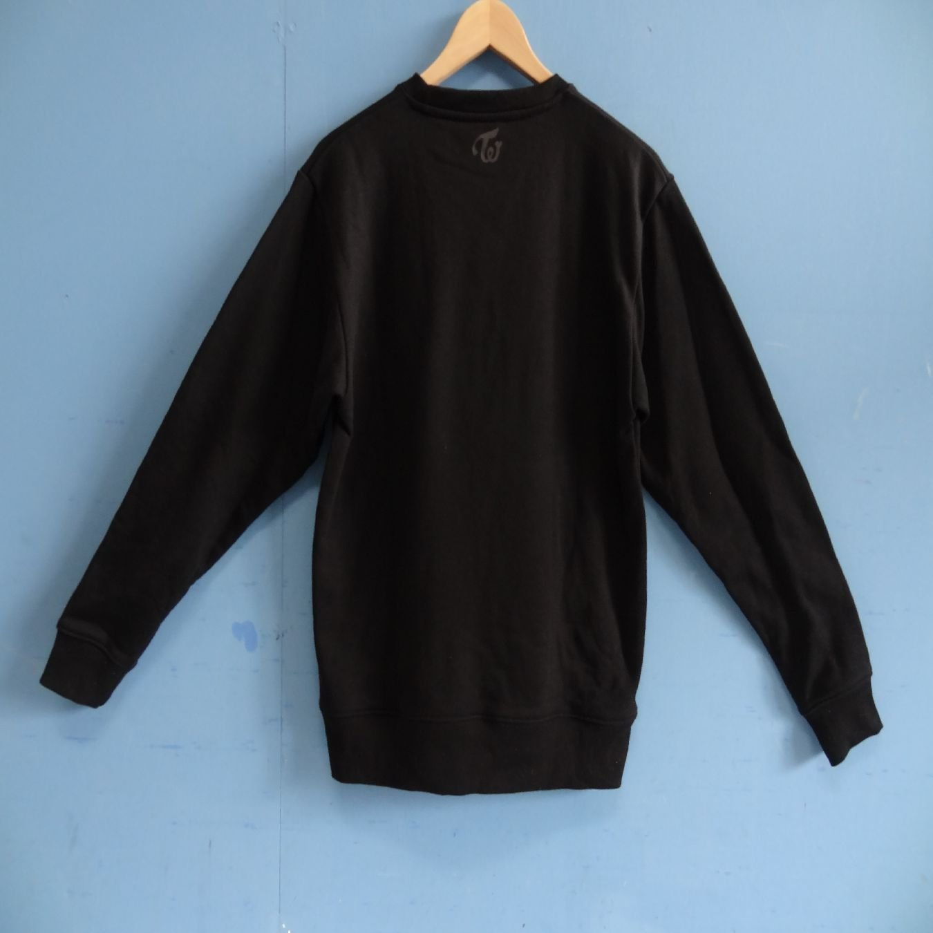 TWICE トレーナー スウェット 非公式 本国ファンミ - メルカリ【TWICE