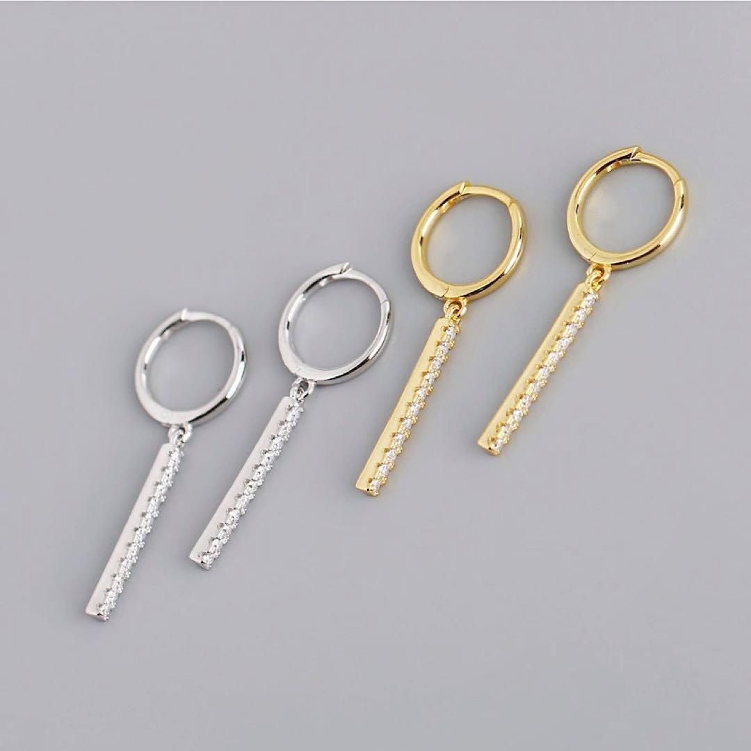 【ゴールド/シルバー】シルバー925 ダイヤ バー フープピアス 上品 華奢 大人 女性 高級感 エレガント シンプル 輝き 清楚 普段使い フォーマル ギフト 人気 プレゼント おしゃれ 上質 小ぶり アクセサリー 好印象 贈り物 (453 454)