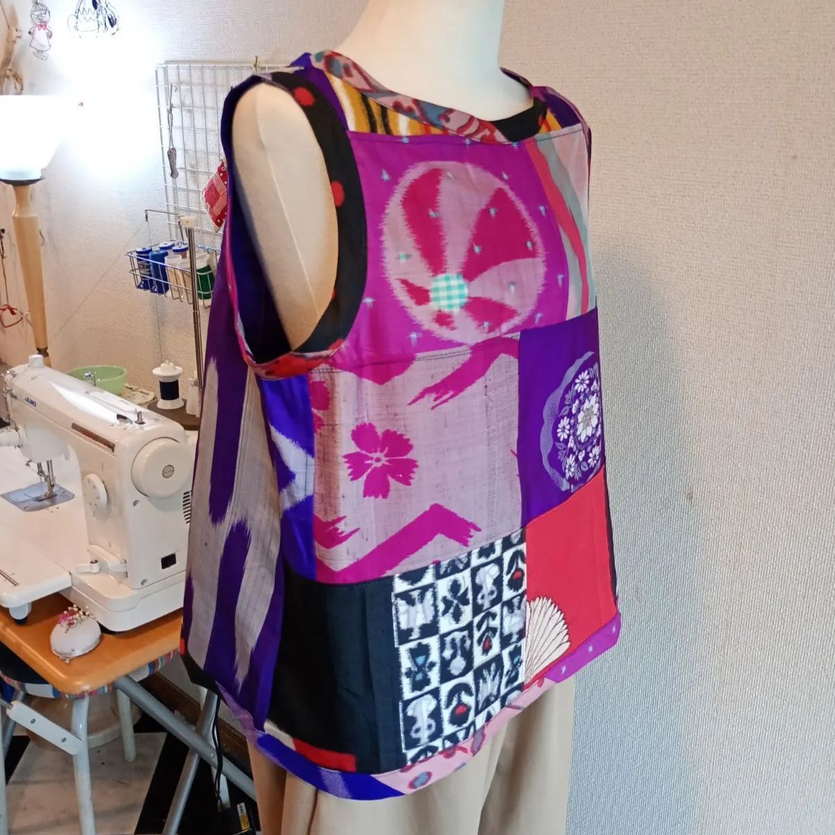 ランダムパッチワークノースリブブラウス