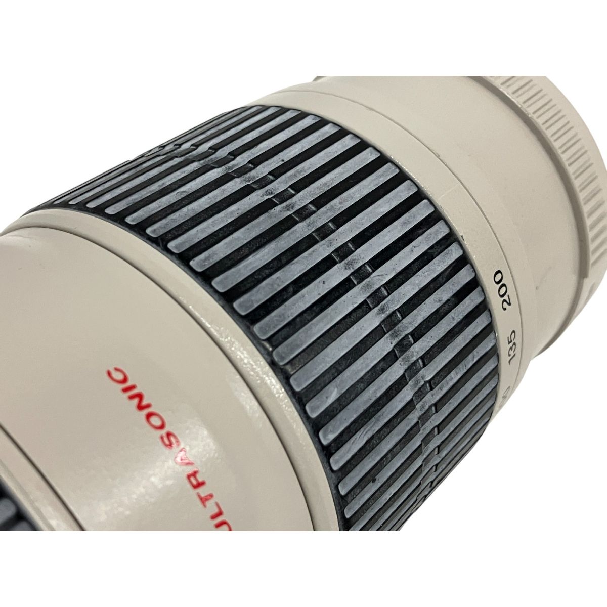EF 70-200mm