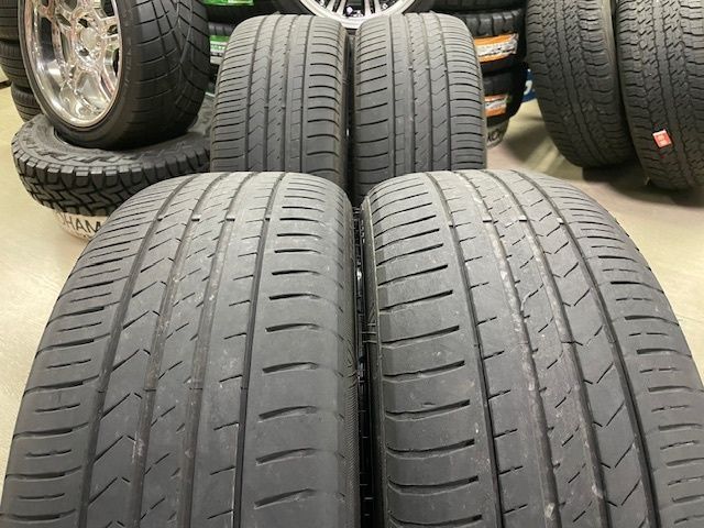 245|40R21付き RAV4にも