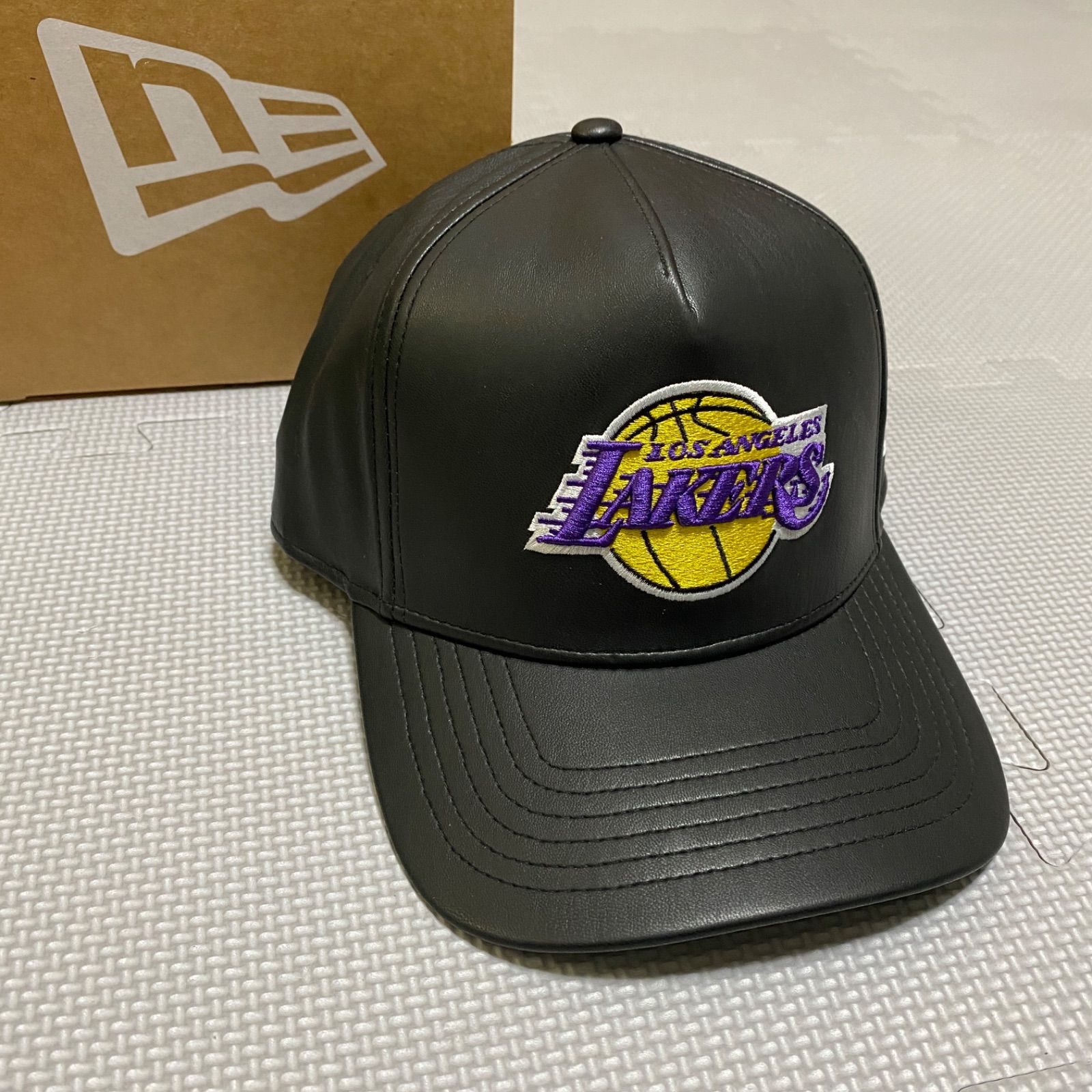 NEWERA》ニューエラ ロサンゼルス レイカーズ ストラップバック キャップ PUレザー ブラック 八村塁選手所属 - メルカリ