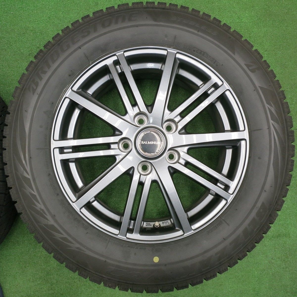 送料無料] バリ溝！21年！キレイ！9.5分☆スタッドレス 205/65R16 