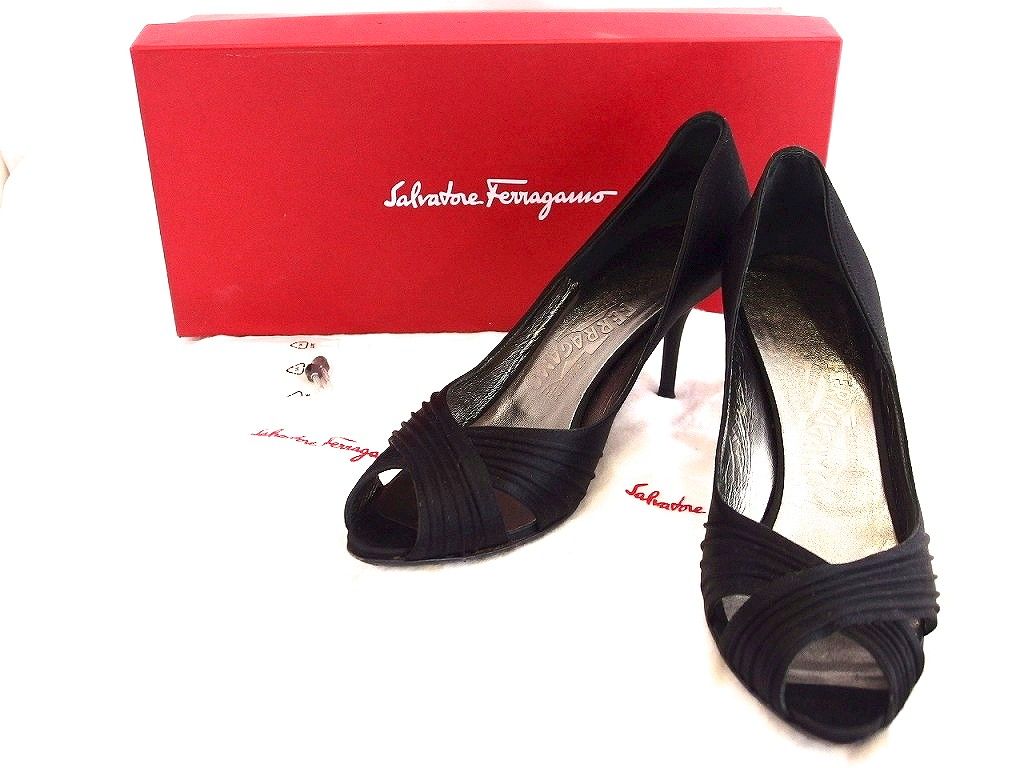 1円 フェラガモ ヴァラ エナメル パンプス 6 1/2 レッド BK349