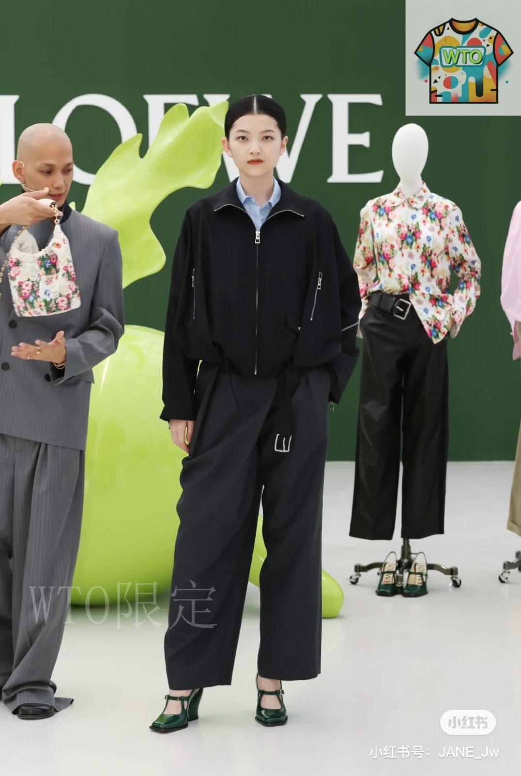 新作☆カラバリ有り【直営店買付】LOEWE バルーン ジャケット バルーン LOEWE(ロエベ) アウター(レディース) - 海外通販のBUYMA