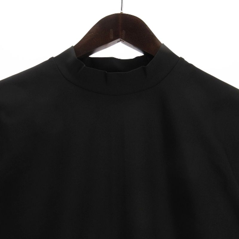MOCK NECK