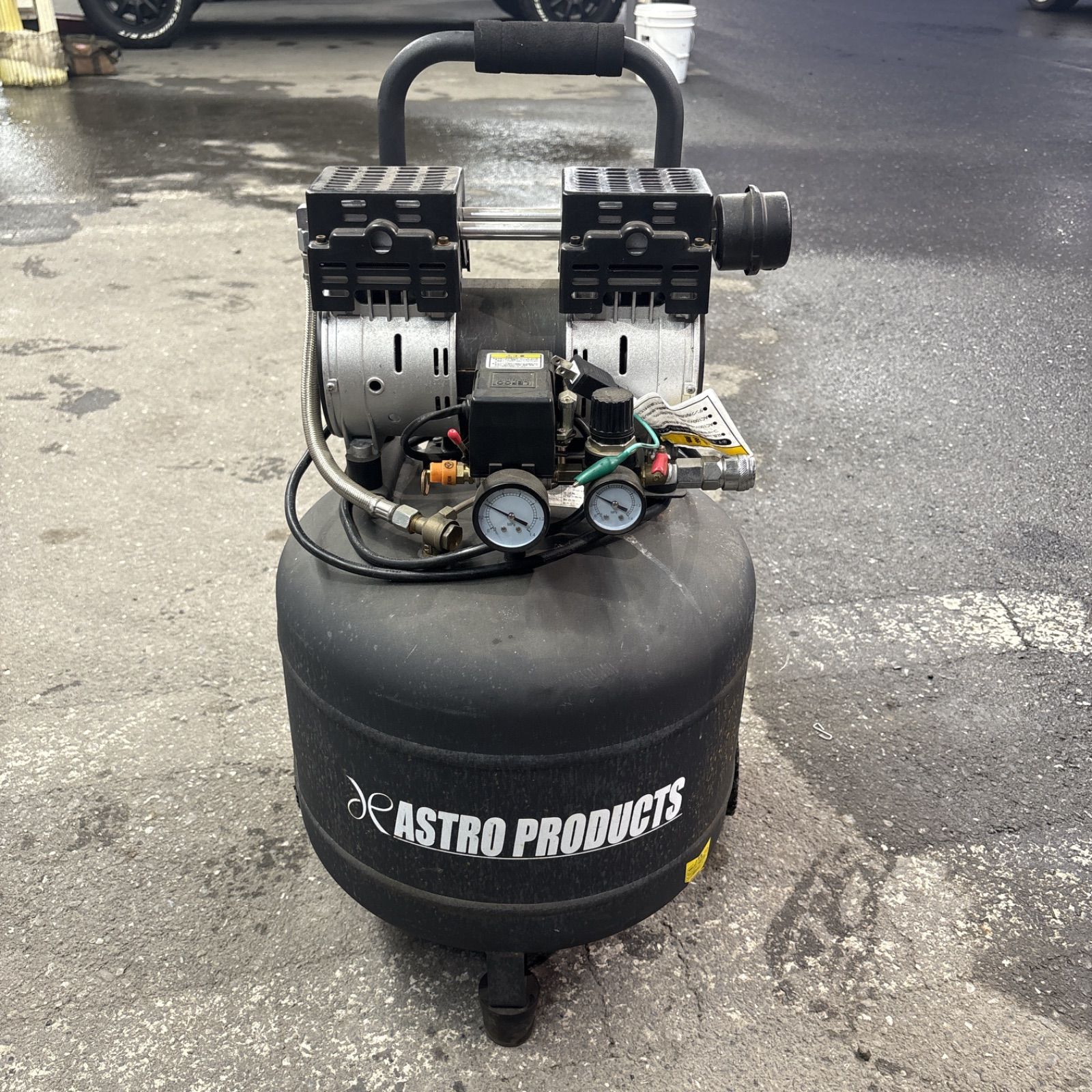 ASTRO PRODUCTS エアコンプレッサー アストロプロダクツ