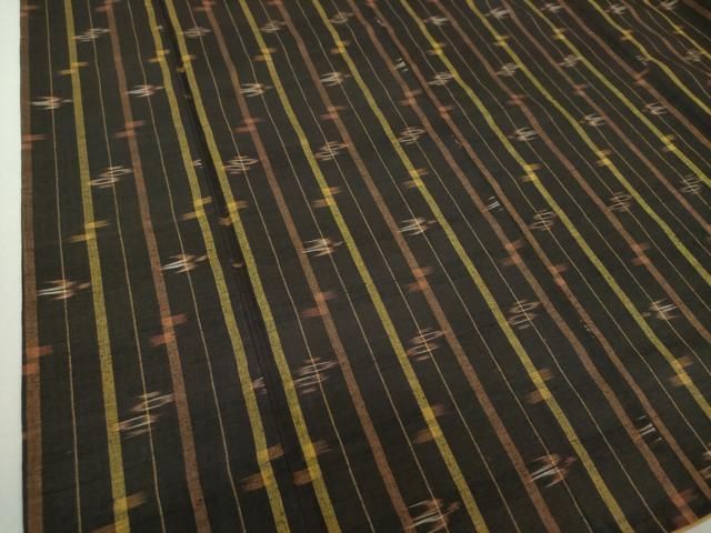 平和屋着物○国指定重要無形文化財 本場久米島紬 手織 トゥイグヮー  